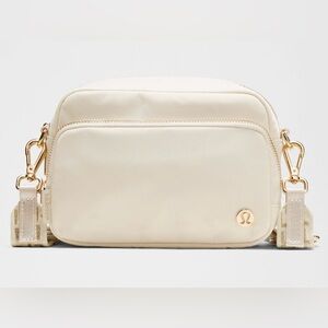 Lululemon Everywhere Crossbody Bag 2L Light Ivory / Gold + Shopping Bag